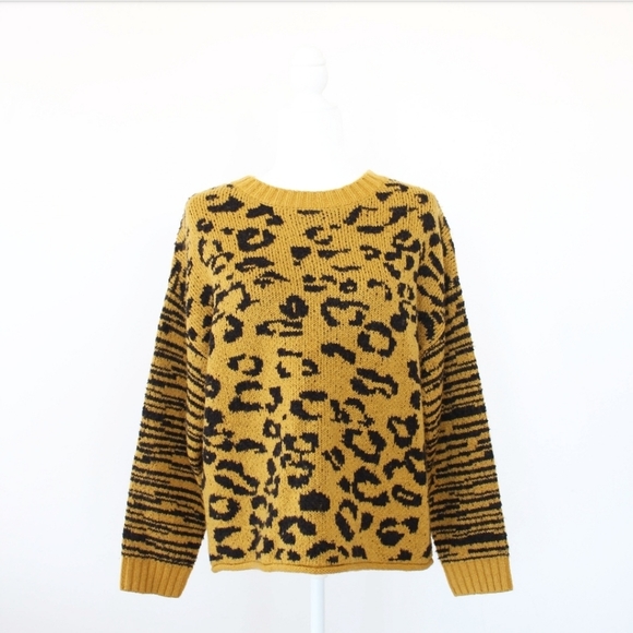 NWT FOR THE REPUBLIC LEOPARD SWEATER SIZE S - Picture 1 of 4